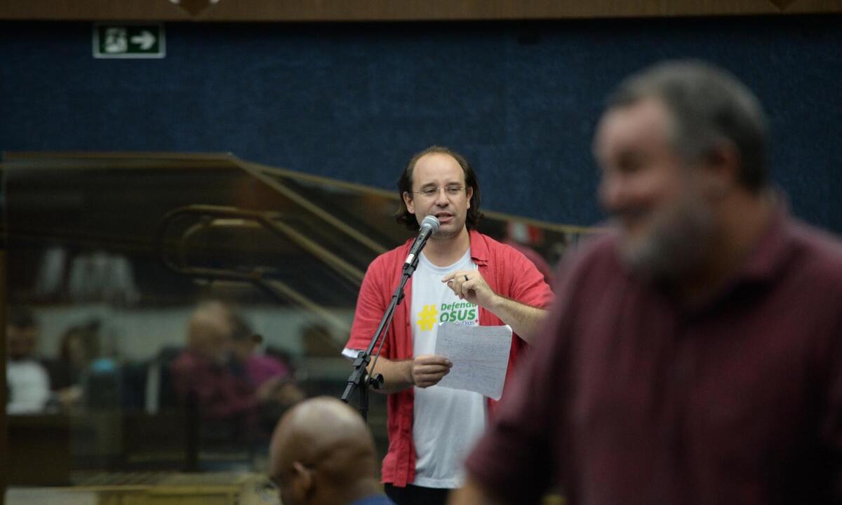 Vereadores petistas acionam Justiça para derrubar aumento de passagem em BH - Tulio Santos /EM/D.A Press
