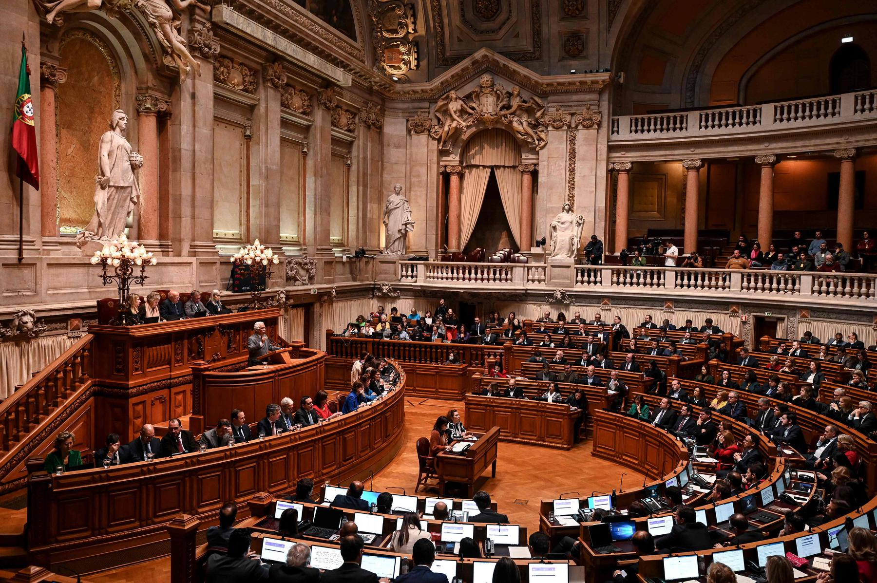  Portugal vai proibir as 'Terapias de conversão de gênero' - PATRICIA DE MELO MOREIRA / AFP