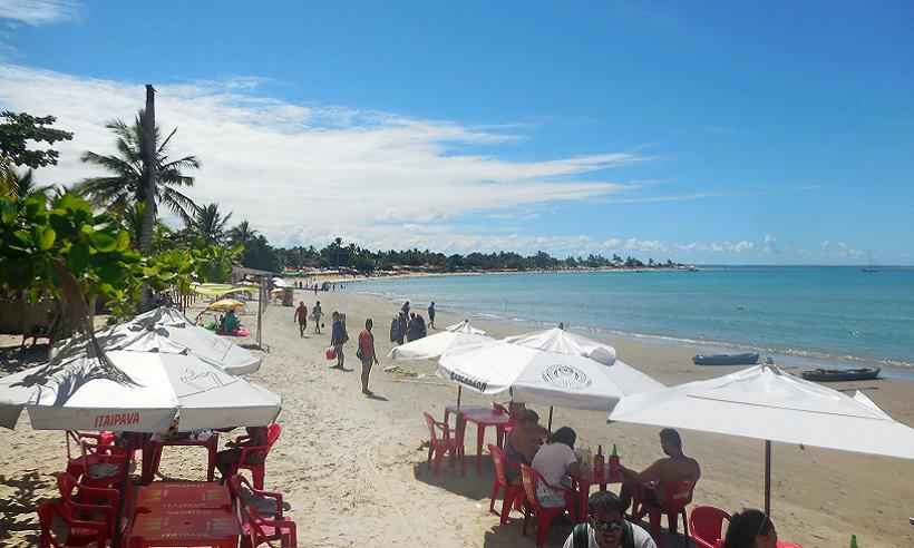 Casal de turistas mineiros morre afogado em praia de Santa Cruz Cabrália - Wikipédia