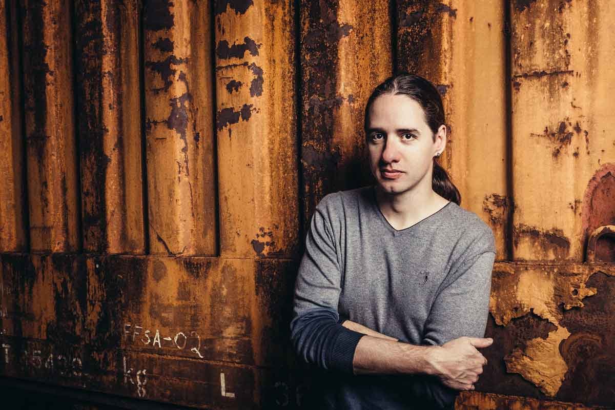 Escritor Rafael Gallo conversa hoje com o público na Livraria Quixote - Willian Olivato/divulgação