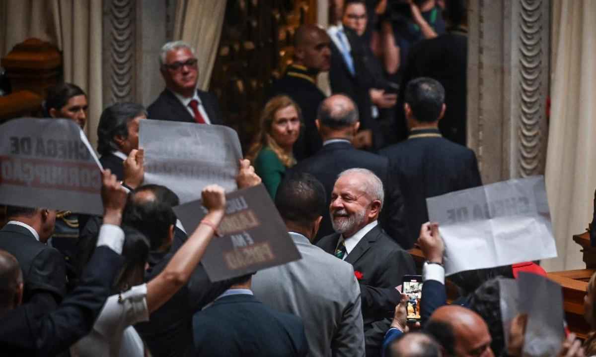 Lula sobre protestos em Portugal: 'Cena de Ridículo. Um papelão' - PATRICIA DE MELO MOREIRA / AFP