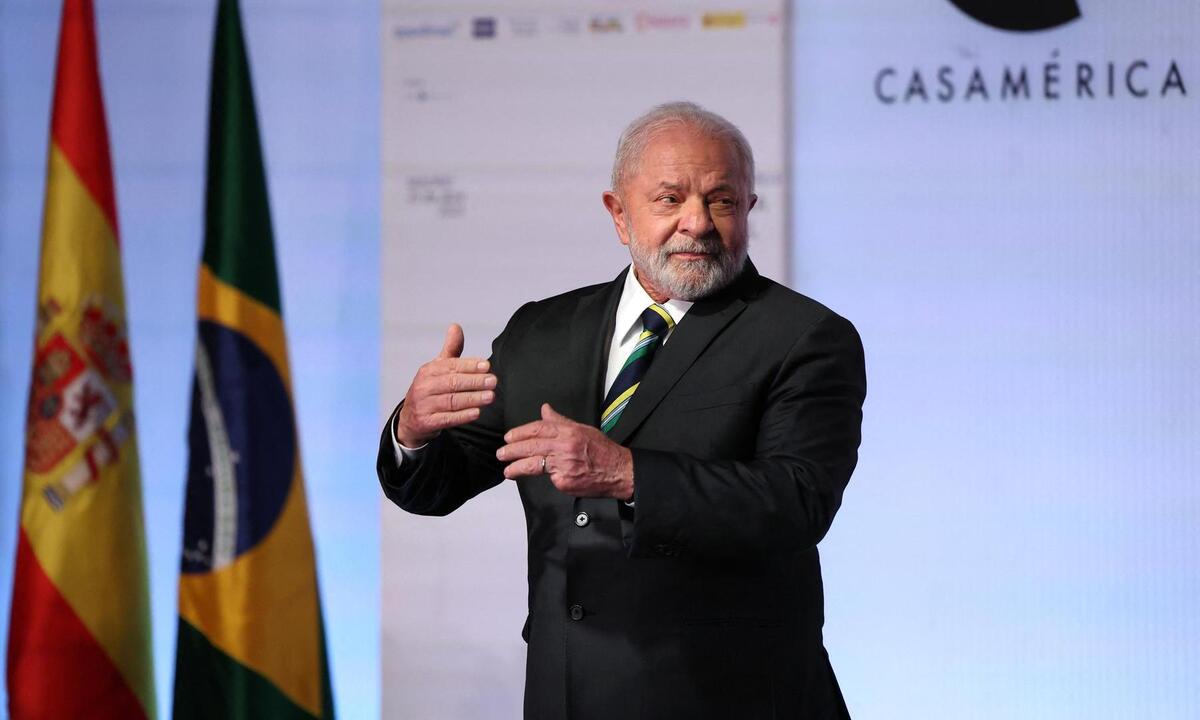 Na Espanha, Lula espera que acordo entre Mercosul e UE seja fechado em 2023 - Pierre-Philippe MARCOU / AFP