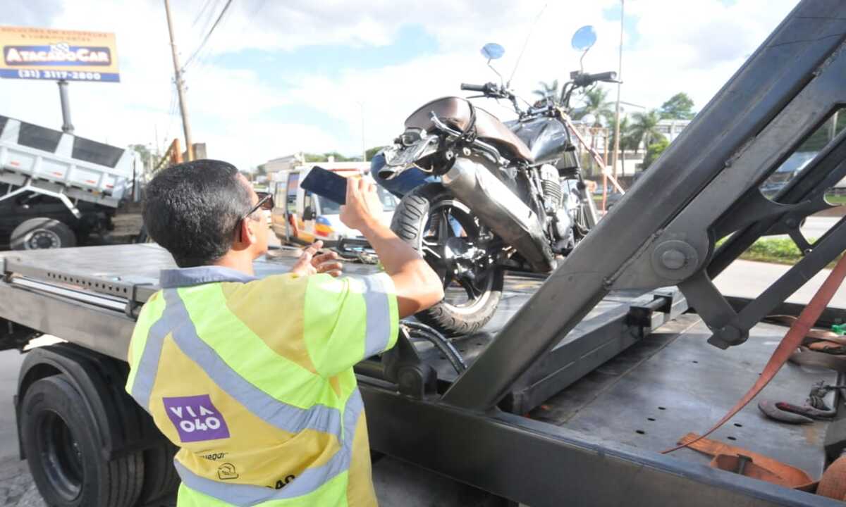 Motociclista morre em acidente no Anel Rodoviário de Belo Horizonte - Gladyston Rodrigues/EM/D.A.Press