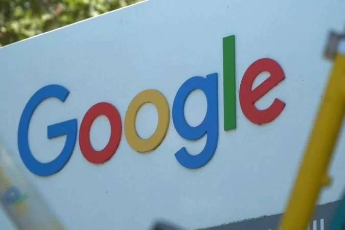 Após multa de R$ 1 mi por hora, Google retira do ar link contrário a PL - Virginie GOUBIER, Sébastien VUAGNAT, Tim EXTON / AFPTV / AFP