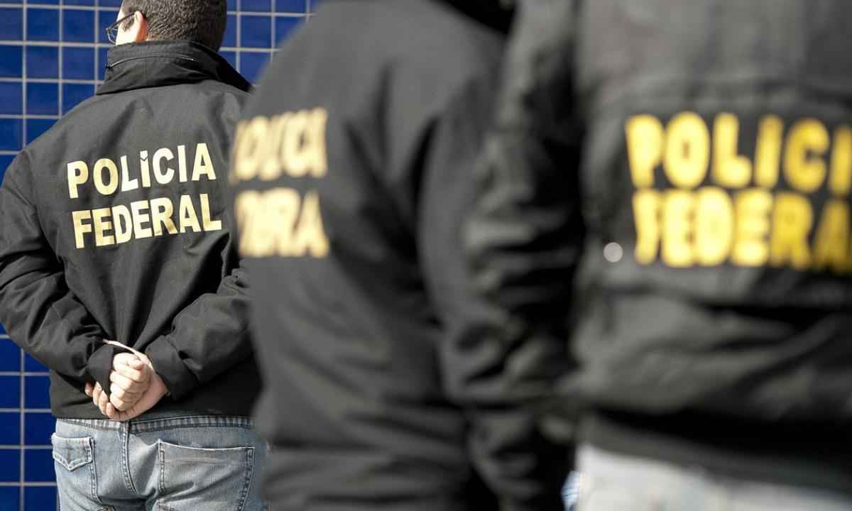 PF cumpre mandados de prisão contra portadores de arma irregulares - Marcelo Camargo/Agência Brasil