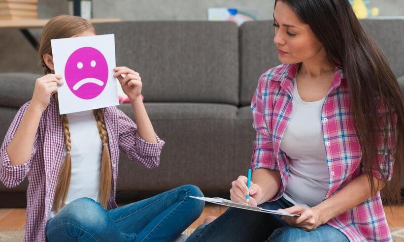 Como os adultos, as crianças precisam cuidar da saúde mental; entenda  - Freepik/Divulgação