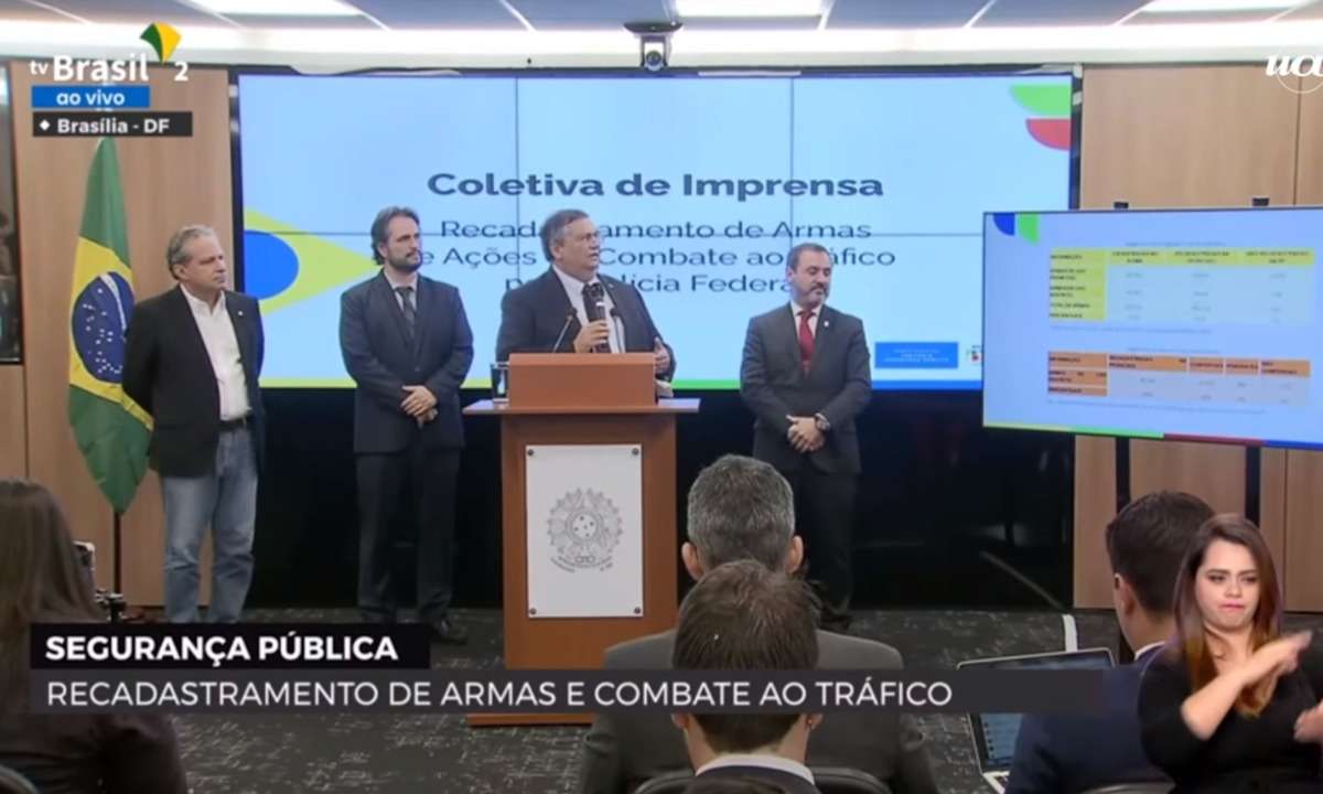 Dino afirma que 6.168 CACs não recadastraram armas e podem ser presos - Reprodução/TV Brasil