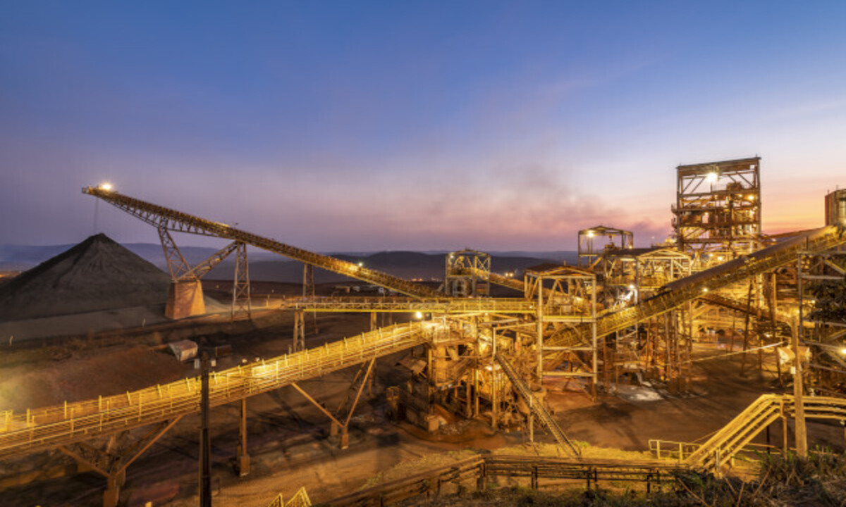 Justiça proíbe trabalhadores em áreas de risco de mina da ArcelorMittal - Divulgação / ArcelorMittal Brasil S.a.