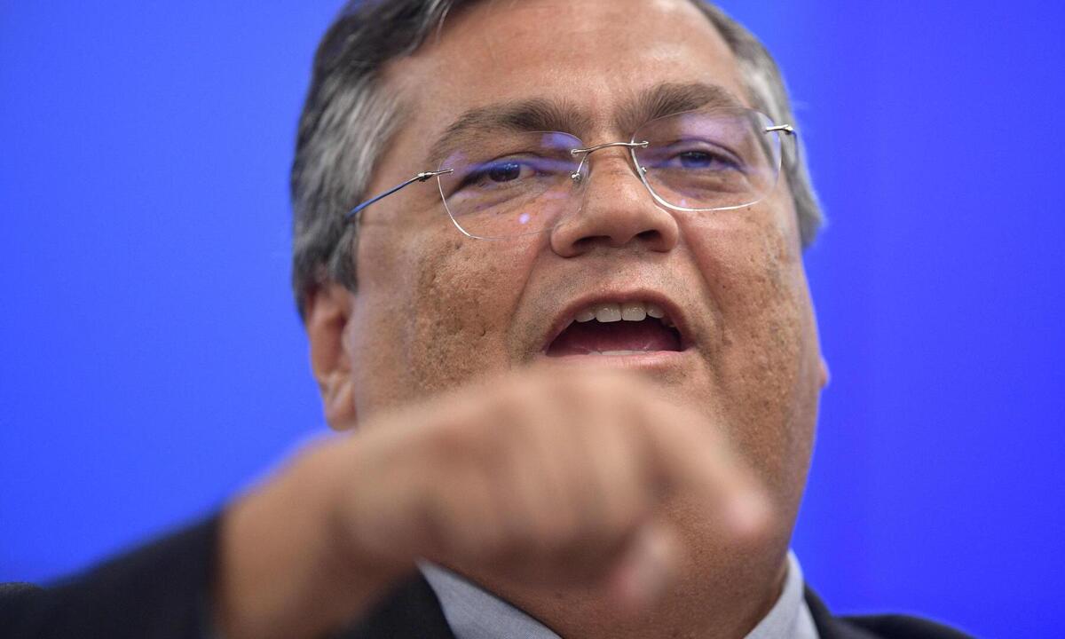 Dino: governo vai fiscalizar novos preços da Petrobras para o consumidor - CARL DE SOUZA/AFP