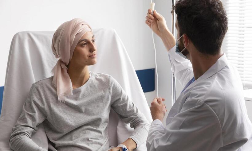 Terapia para câncer raro e avançado pode chegar aos planos de saúde - Frreepik