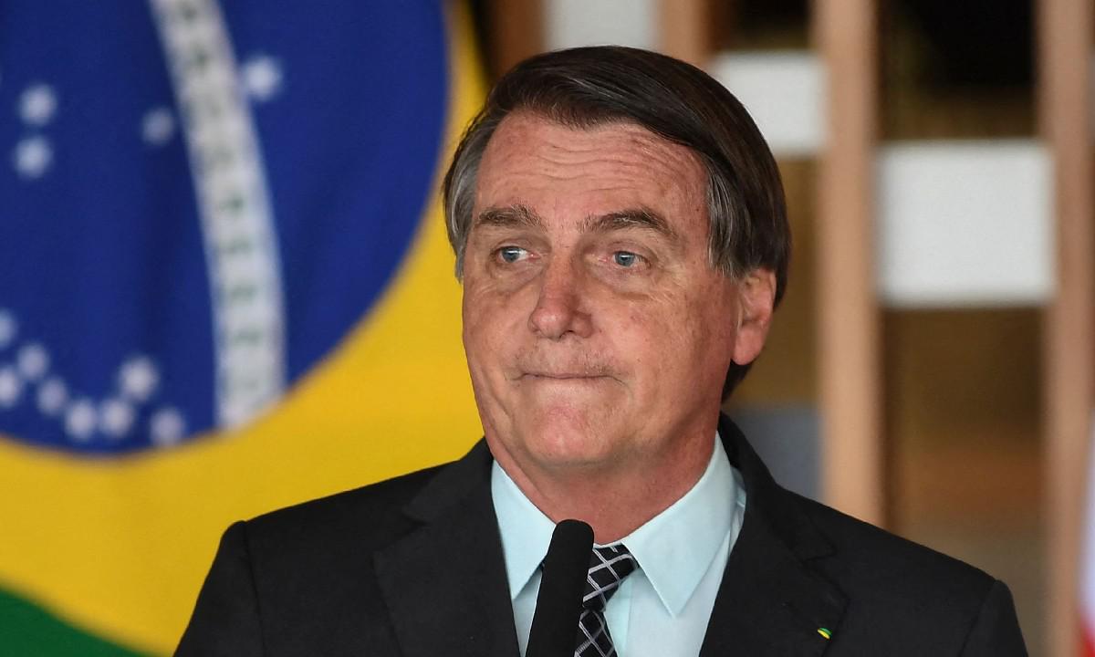 Bolsonaro é condenado a pagar R$ 30 mil por fake news contra senador - EVARISTO SA / AFP