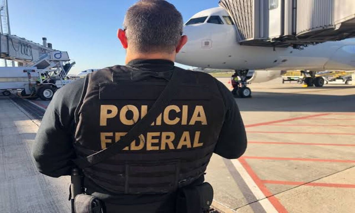 Operação da PF combate quadrilha que troca etiquetas de bagagens - Polícia Federal / Divulgação