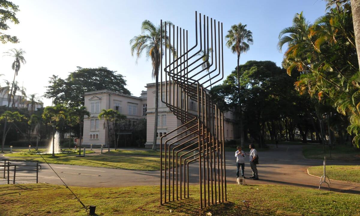 Escultura de aço doada por artista e Gerdau integra o Circuito Liberdade  - Gladyston Rodrigues/EM/DA
