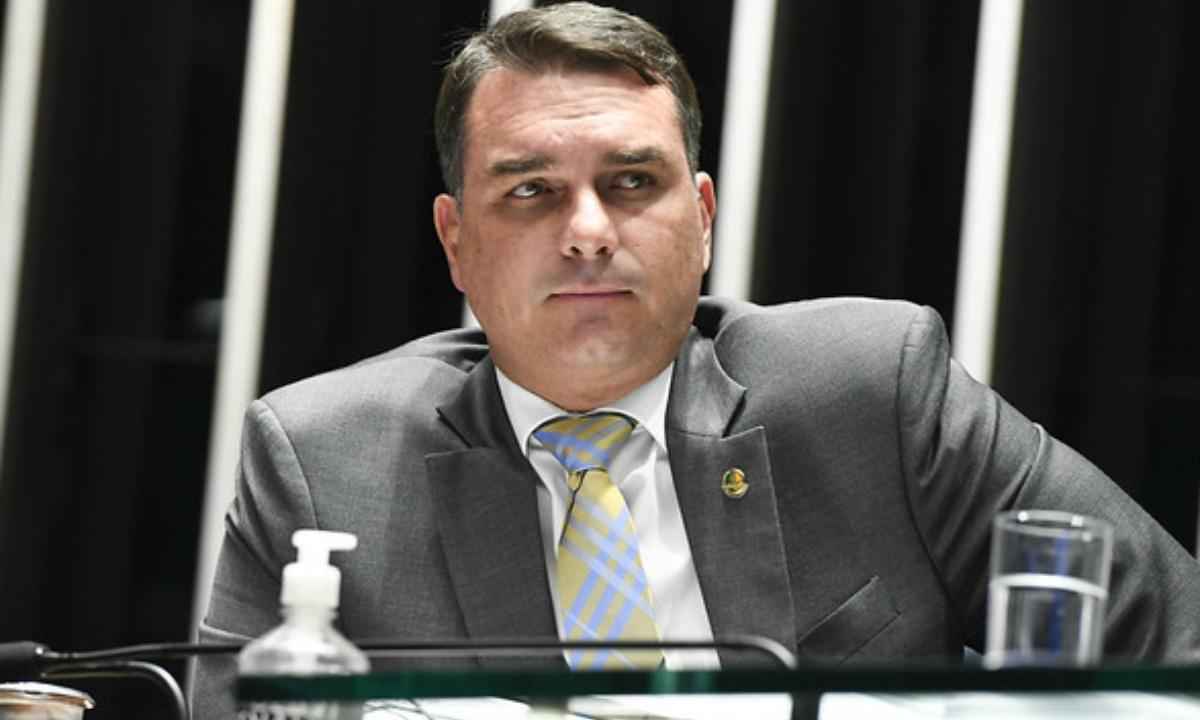 Fraude da vacina: Flávio Bolsonaro diz não saber se Cid agiu sozinho - Jefferson Rudy/Agência Senado