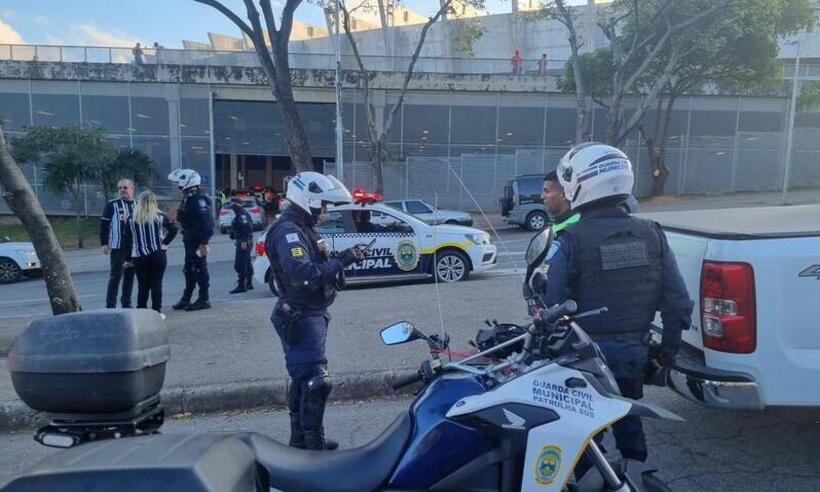 Homem é preso suspeito de atuar como cambista no Mineirão - Guarda Municipal/Divulgação