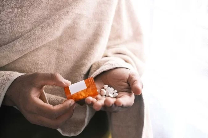 Como tratar a dor crônica sem o uso de opioides