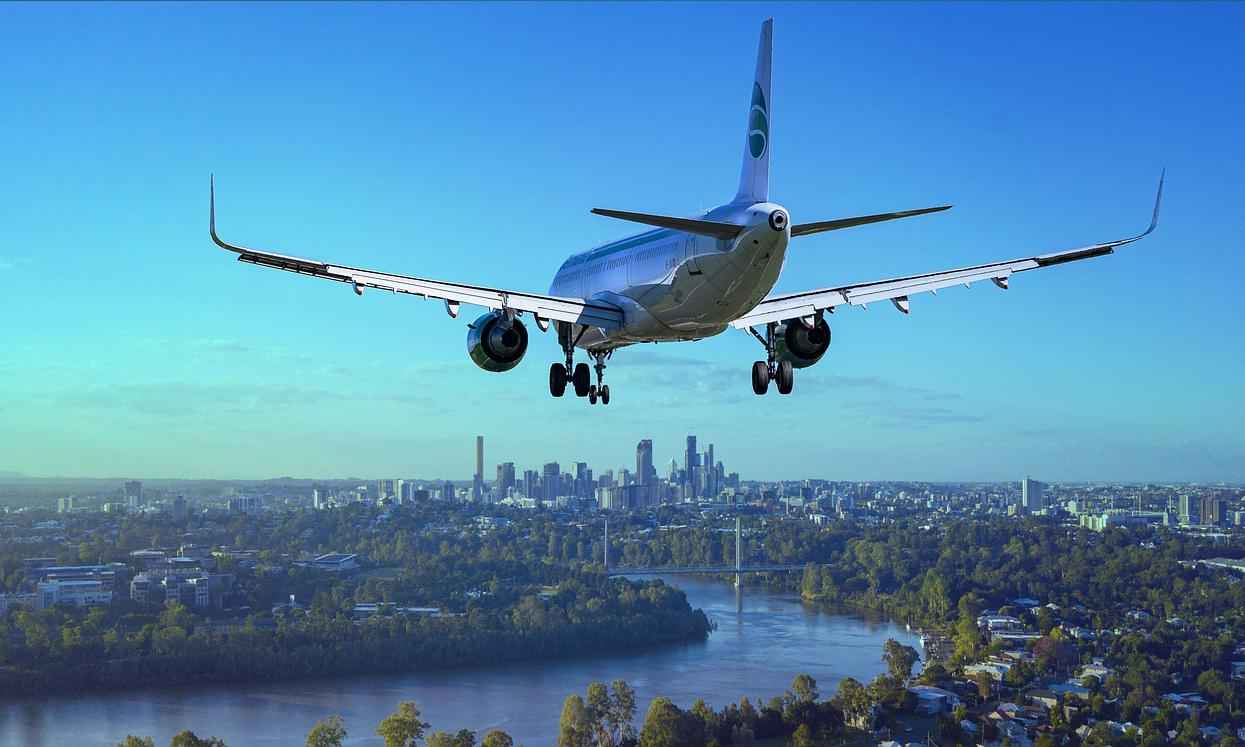 Homem que abriu porta de avião em voo: 'Queria ir embora mais rapidamente' - Pixabay/Reprodução