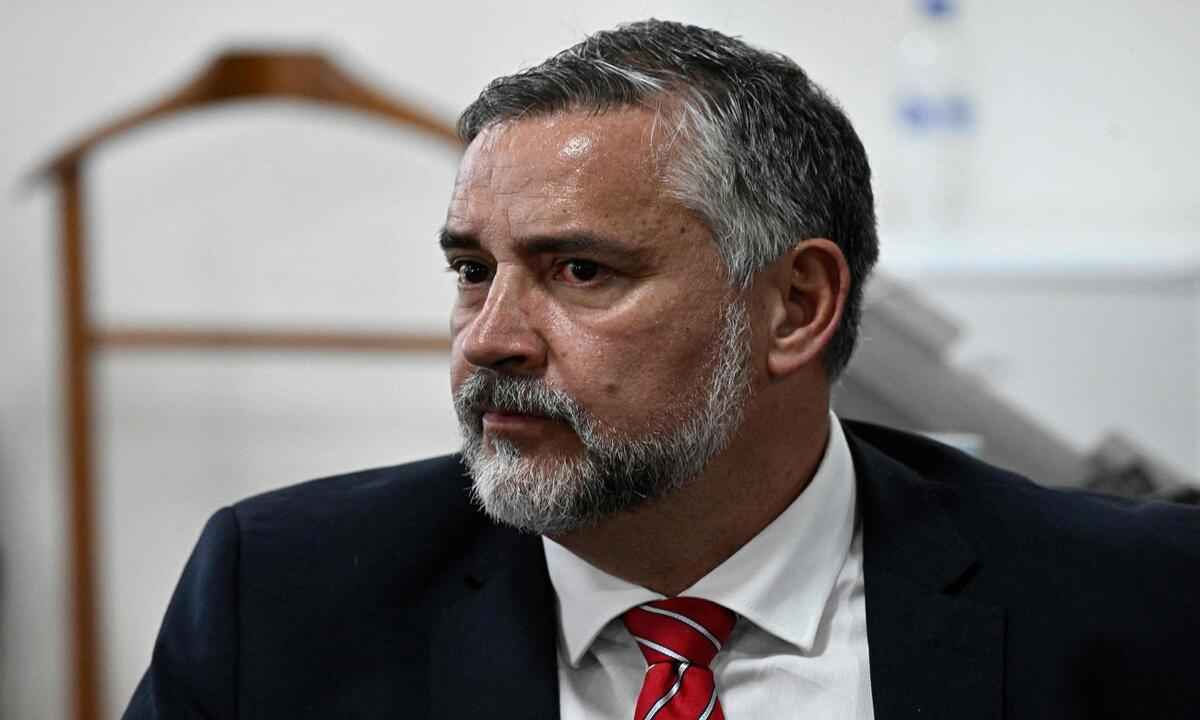 Ministro de Lula comemora preço da picanha: 'Despencando no Brasil todo'