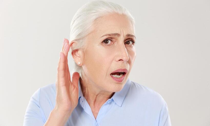 Pesquisa aponta reversão de perda auditiva genética em idosos  - drobotdean/Freepik