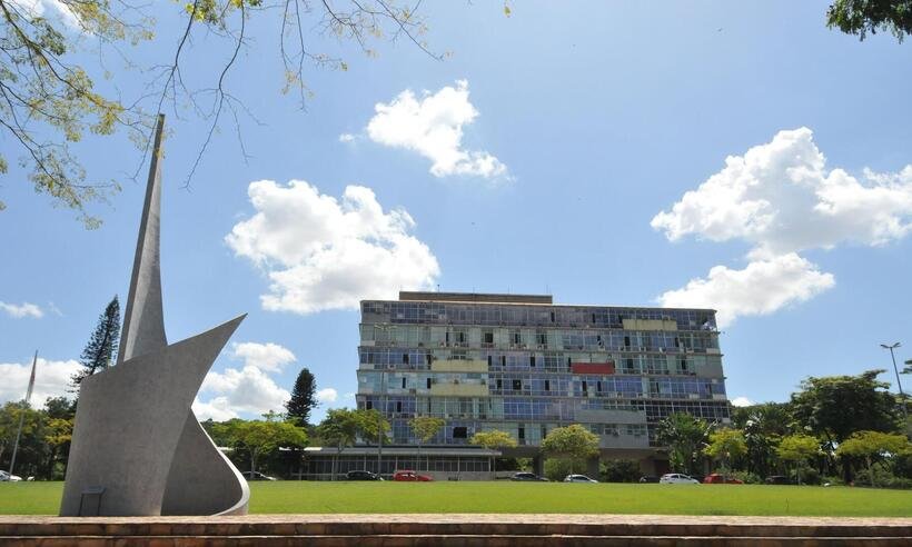 Vacina Calixcoca da UFMG promete tratar dependência de cocaína e crack - Gladyston Rodrigues/EM