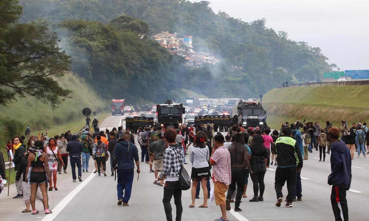 PM entra na Terra Indígena Jaraguá depois de protesto