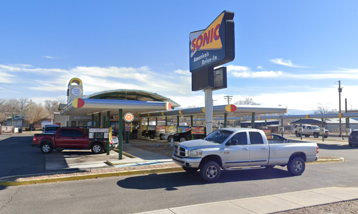 Cliente encontra cocaína ao morder hot dog do drive-in 'Sonic' - Reprodução/Google Maps