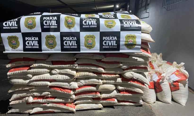 Roubo: polícia recupera quatro toneladas de sal bovino  - PCMG