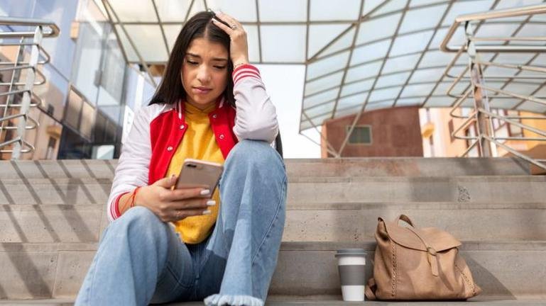 'Meninas no limite': por que as adolescentes sofrem mais com redes sociais - Getty Images