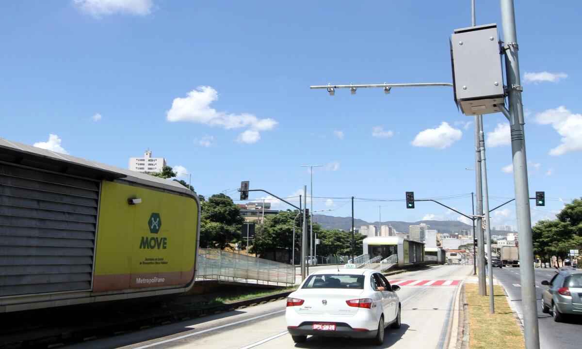 Avenida Antônio Carlos será interditada nesta sexta-feira - Jair Amaral/EM/D.A Press (Foto: 31/03/2022)