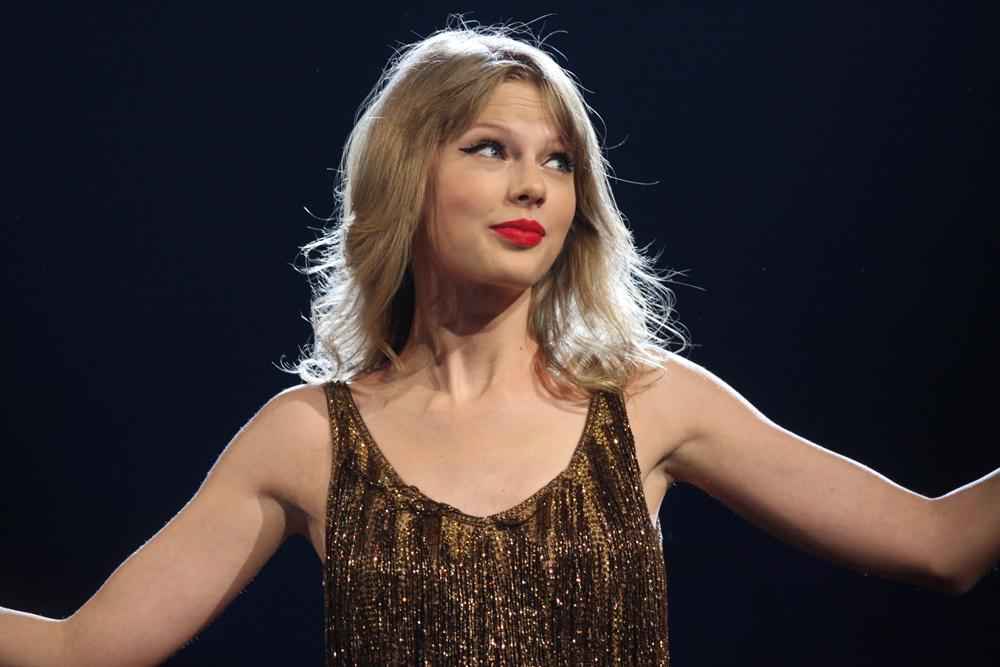 Taylor Swift vende jatinho de luxo em meio a críticas sobre emissões de CO2 - wikipedia commons