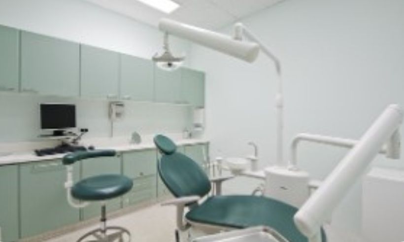 Dentista é condenada a pagar R$ 36 mil a paciente por erro em procedimento - PIXABAY