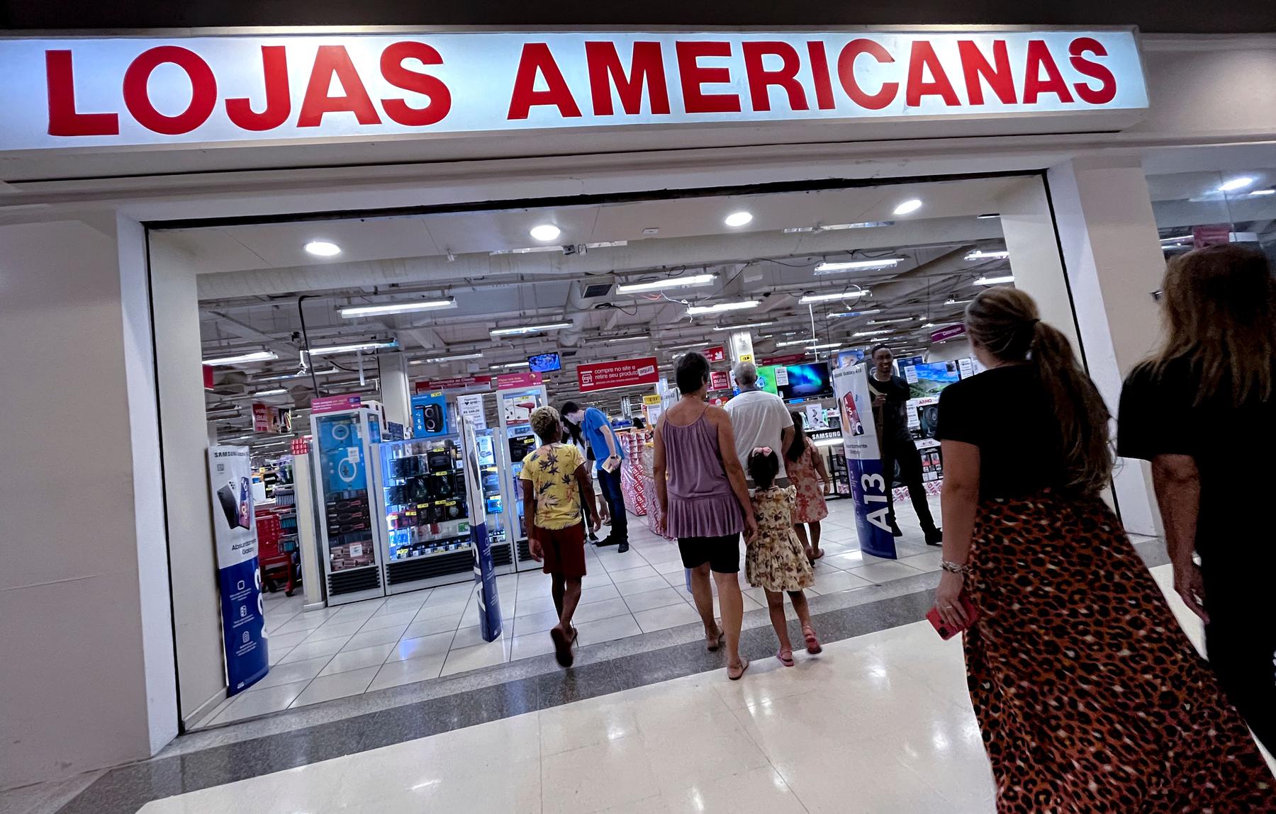 Restrição de venda de ações da Americanas é acordada por trio de acionistas - MAURO PIMENTEL/AFP