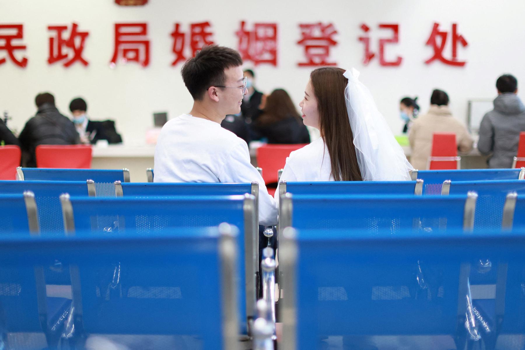 Casamentos na China atingem menor número desde 1986, aponta pesquisa - AFP