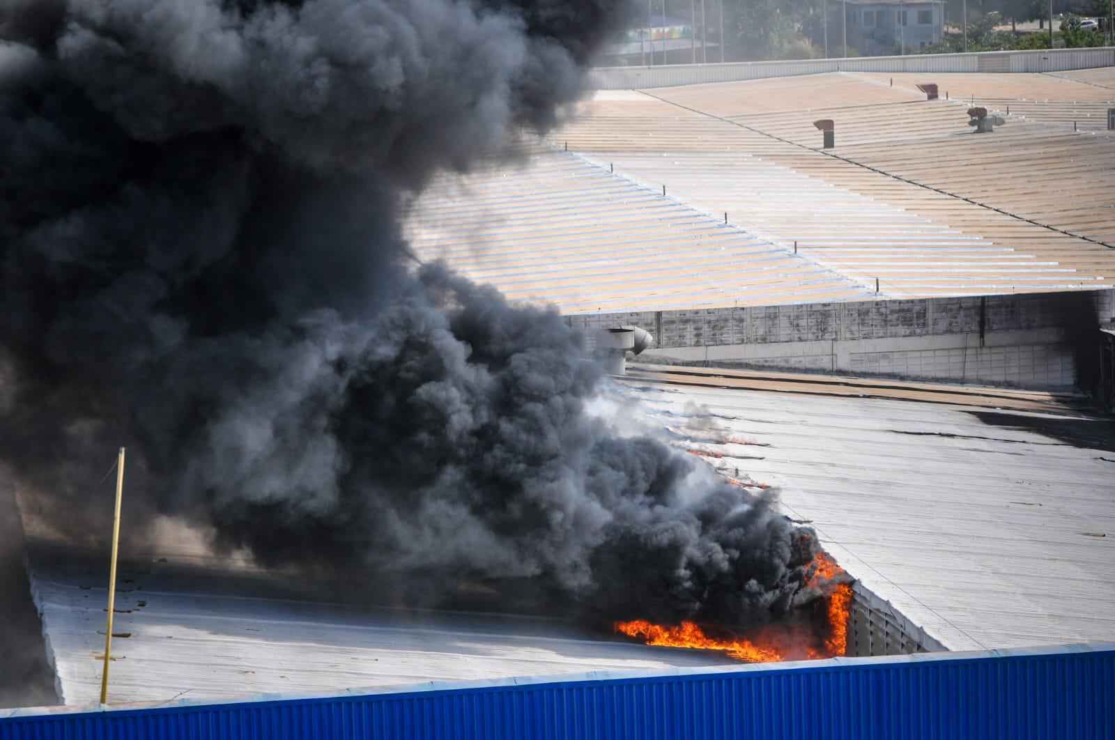 Testemunha diz que fagulha e falha no extintor provocaram incêndio em BH - Leandro Couri/EM/D.A.Press.Brasil