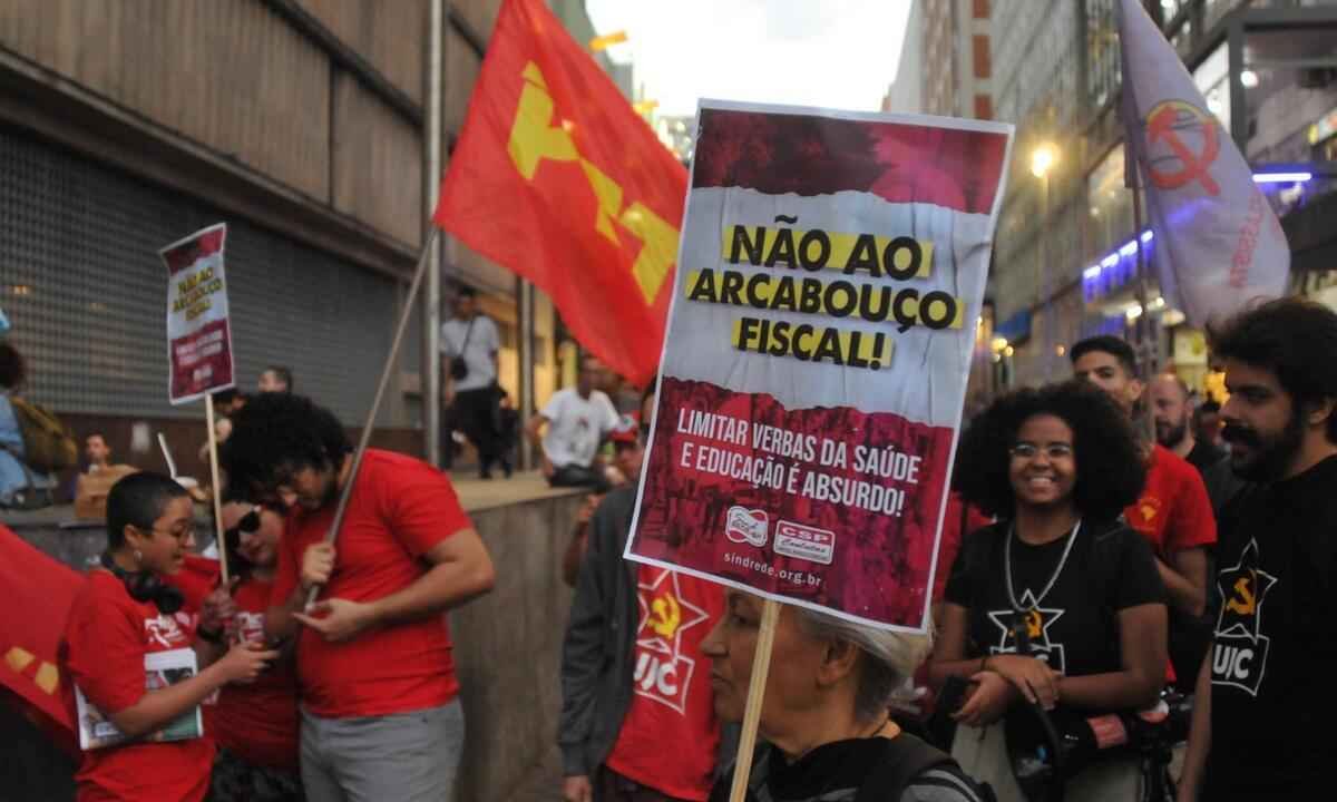 BH: movimentos sociais se manifestam contra arcabouço e Zema - Túlio Santos/EM/D.A Press