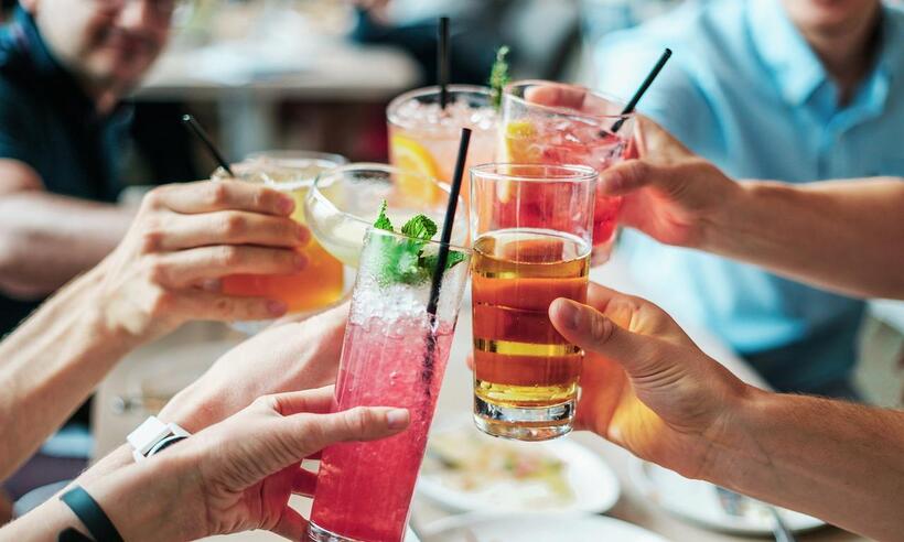 Consumo de álcool aumenta risco de 61 doenças, diz estudo -  bridgesward/Pixabay