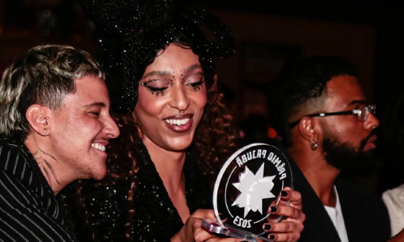'Trans do Ano': Deputada Erika Hilton ganha prêmio em 1º TransBaile - Van Campos/AgNews