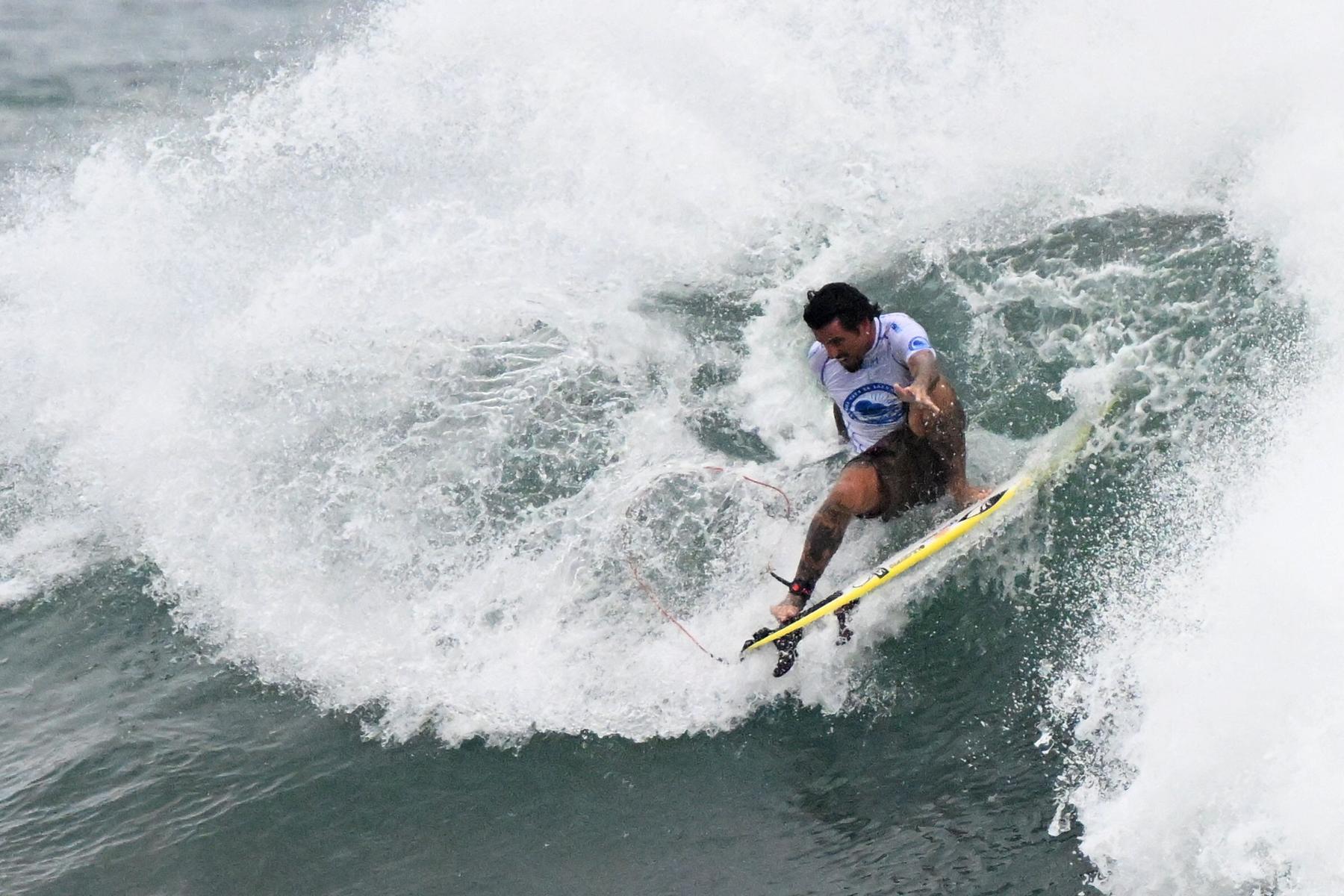 Filipe Toledo vence etapa de El Salvador e é vice no Mundial de Surfe - MARVIN RECINOS/AFP