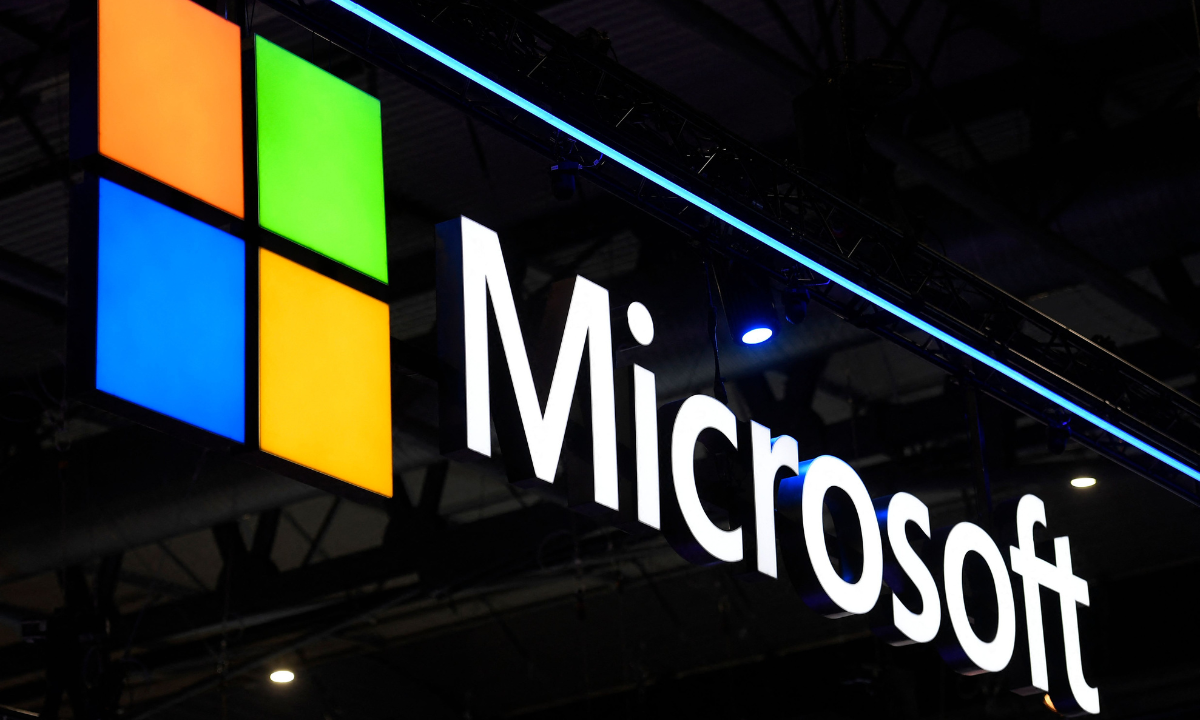 Microsoft atinge novo recorde com ações a US$ 348,10, impulsionada por IA - JOSEP LAGO
