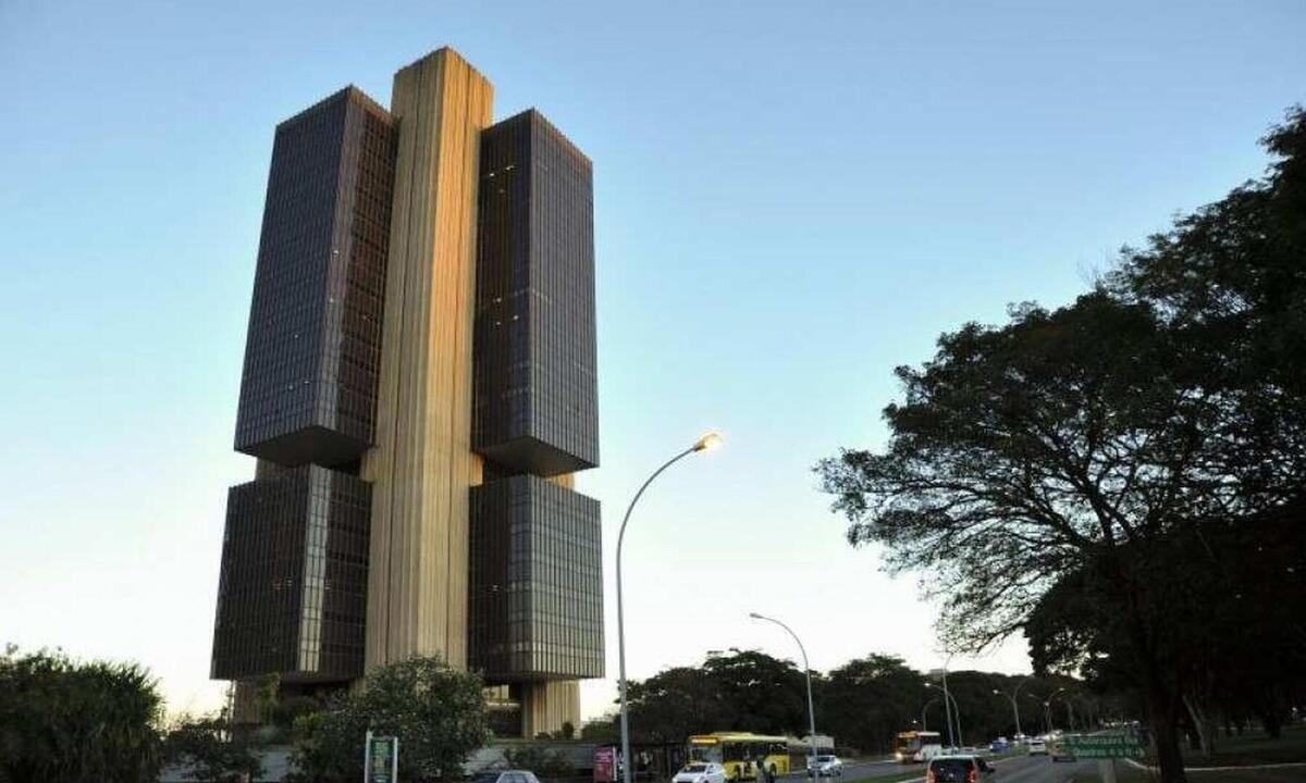 Banco Central mantém juros básicos em 13,75%; Bolsa e dólar reagem bem - Leonardo Sá/Agencia Senado