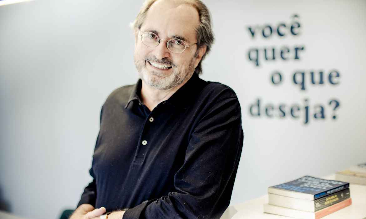 Psicanalista diz que mundo de tsunami digital requer nova educação - Fernando Siqueira/Divulgação