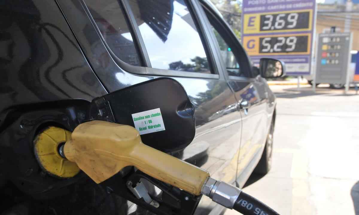 Postos não conseguem comprar gasolina e alertam para falta de combustível - Leandro Couri/EM/D.A.Press - 01/06/2023
