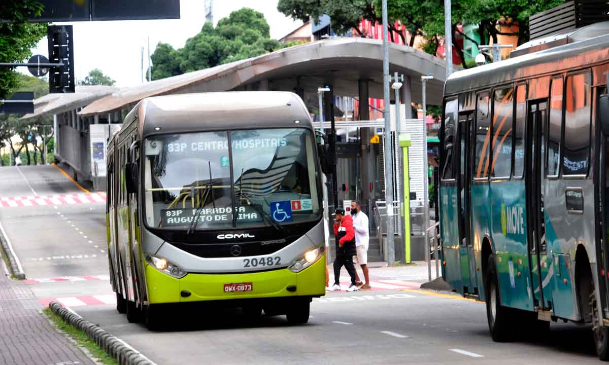 Passagem de ônibus em BH tem semana decisiva - Gladyston Rodrigues/EM/D.A Press - 23/4/23