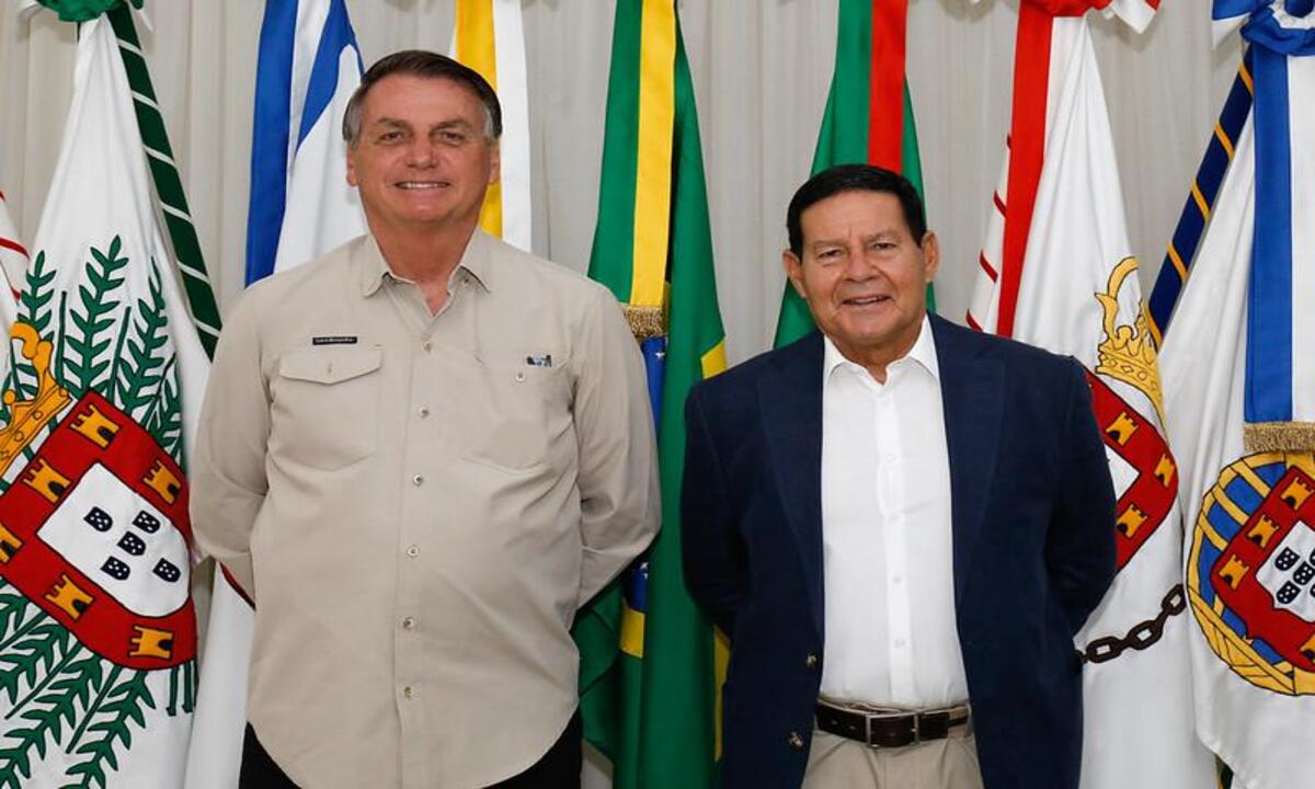 Mourão diz que Bolsonaro é vítima de perseguição política - Alan Santos/PR