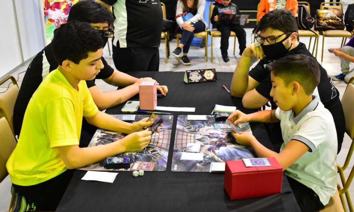 Jovem de BH é vice em torneio sul-americano de 'Yu-Gi-Oh!' e inspira amigos - Divulgação/Konami