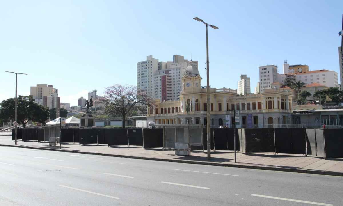 Praça da Estação, em BH, será reformada ao custo de R$ 8 milhões - Edesio Ferreira/EM/D.A.Press
