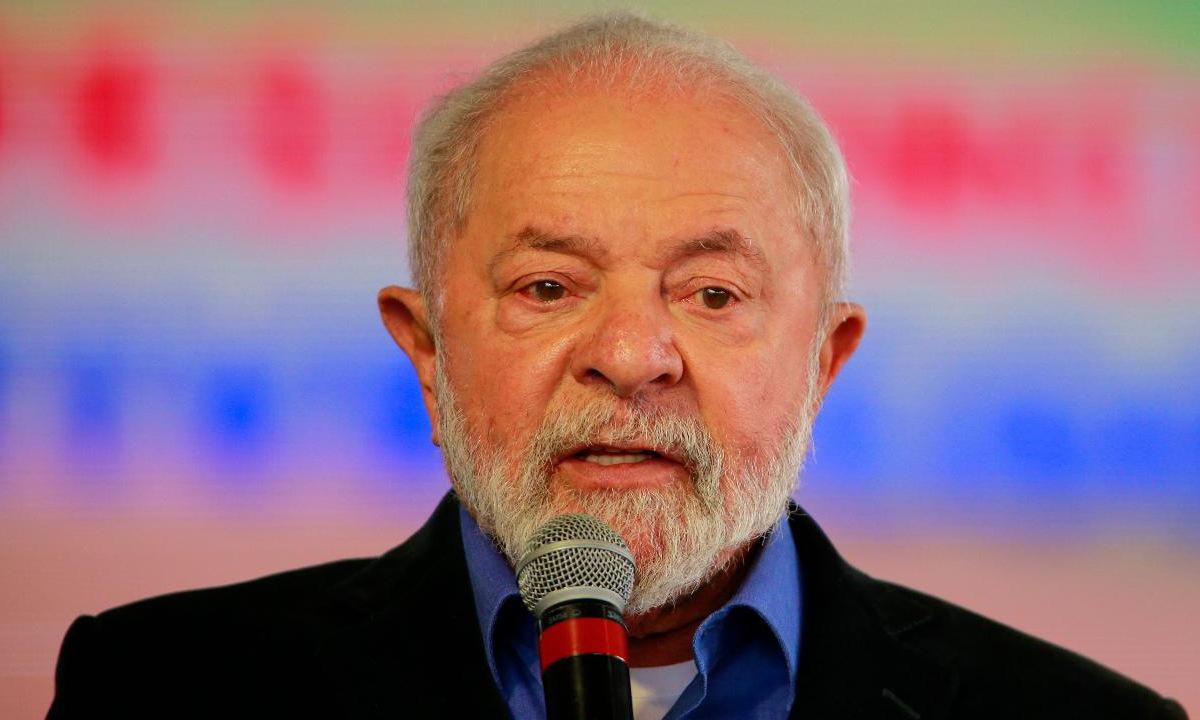 Lula assume Mercosul com missão de evitar saída do Uruguai - Silvio Avila/AFP
