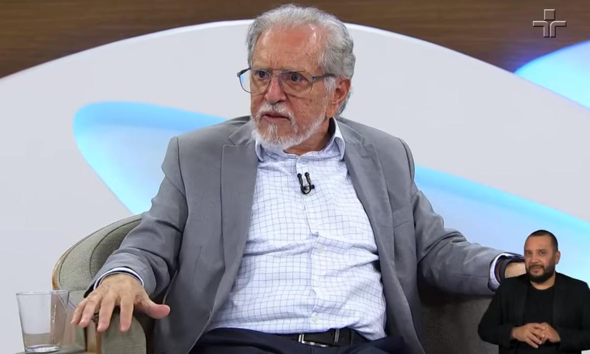 Carlos Alberto de Nóbrega critica Lula por não ter ensino superior - Reprodução/YouTube