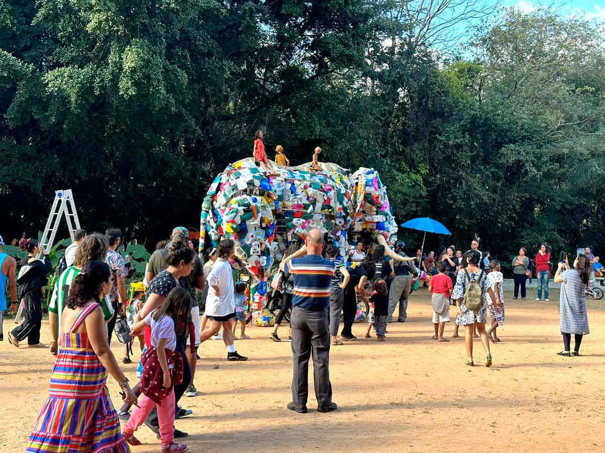 Segunda aparição do 'elefante gigante' será neste sábado, no Centro de BH - Acervo