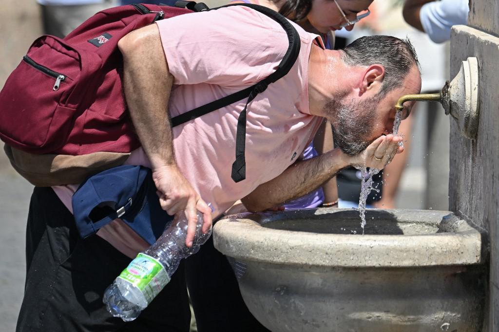 Quase 61.000 pessoas morreram de calor na Europa no verão de 2022 - Alberto PIZZOLI / AFP